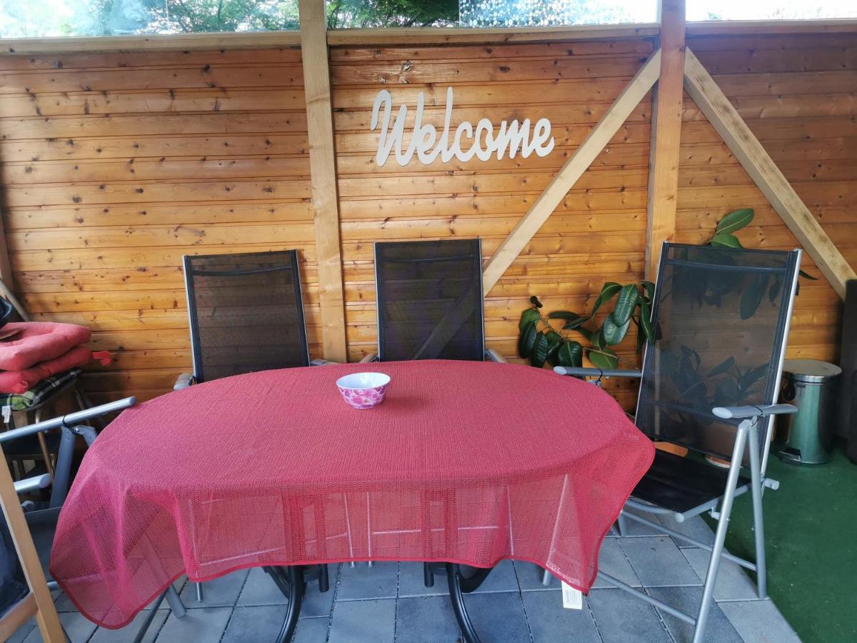 4-Zimmer-Wohnung Mit 6 Betten Bad Oeynhausen Exteriör bild