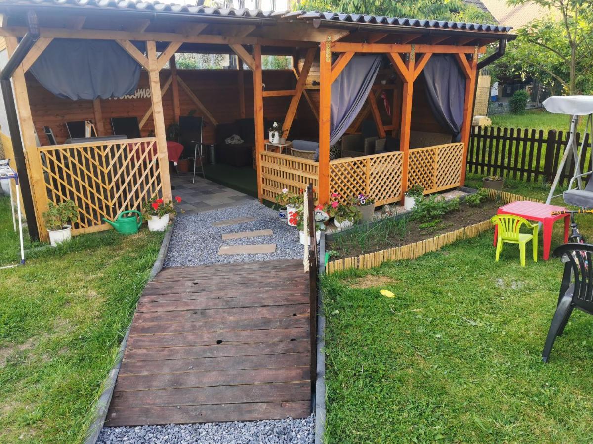 4-Zimmer-Wohnung Mit 6 Betten Bad Oeynhausen Exteriör bild