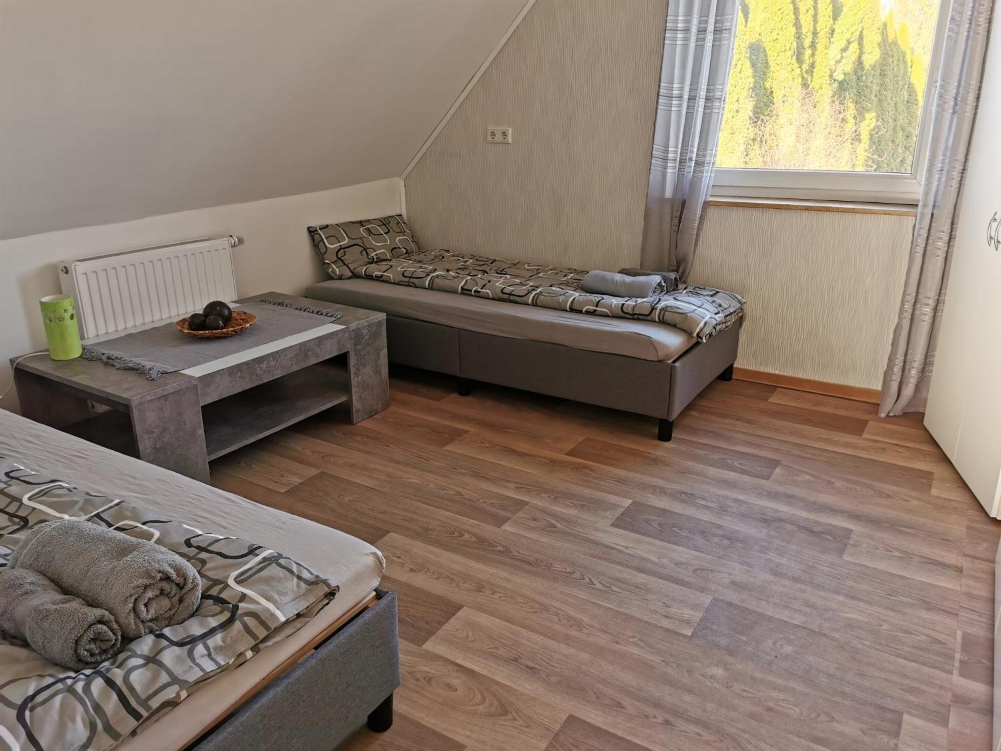 4-Zimmer-Wohnung Mit 6 Betten Bad Oeynhausen Exteriör bild